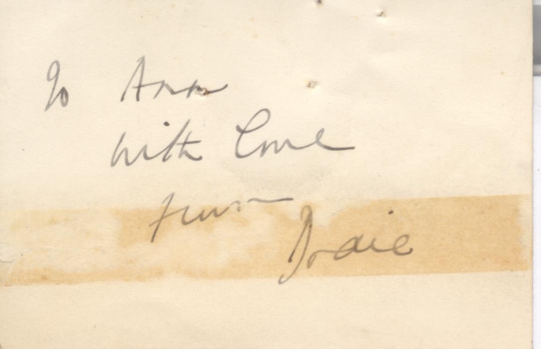 SMITH — Signature 'Dodie' and inscription | Sophie Dupré Autographs
