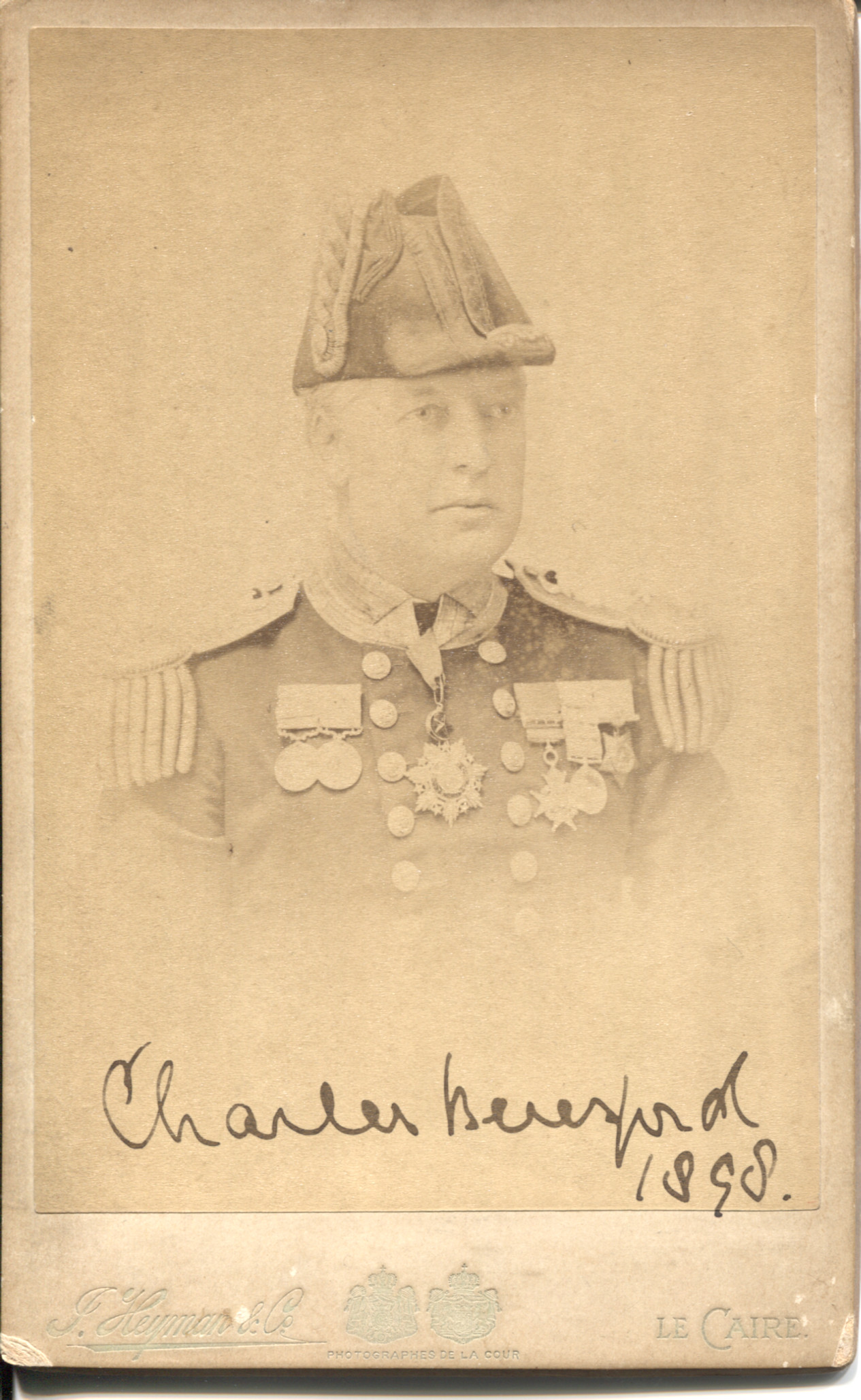 BERESFORD — Superb cabinet photo by J Heyman & Co., of Le Caire, signed and dated, | Sophie Dupré Autographs