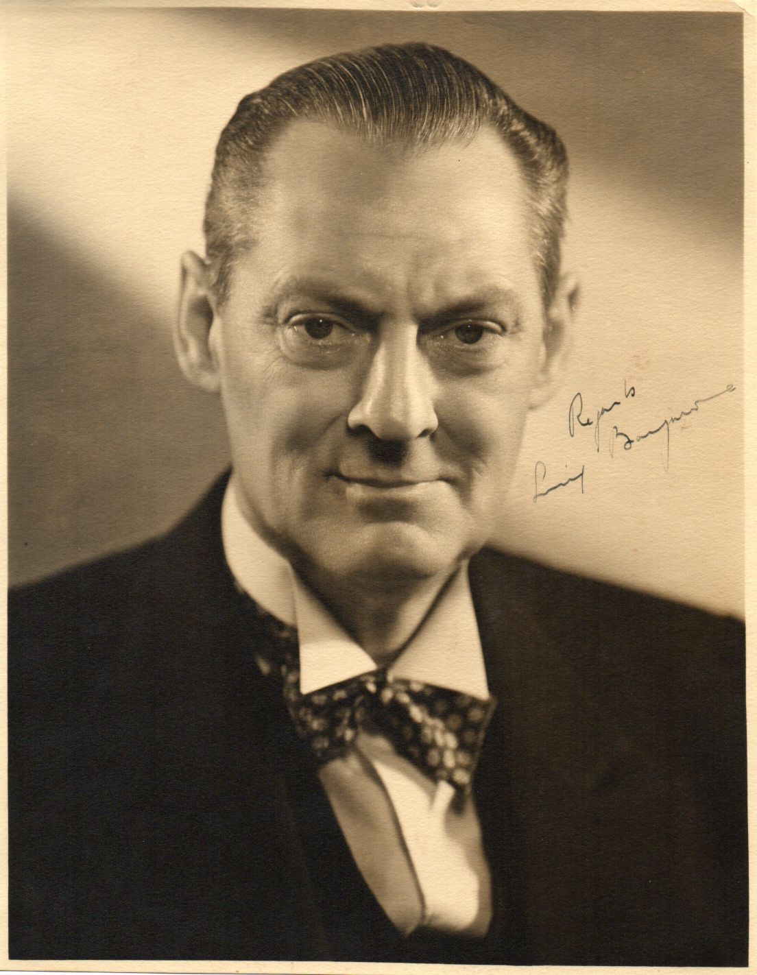 BARRYMORE — Portrait photo signed and inscribed, showing him head and shoulders, | Sophie Dupré Autographs