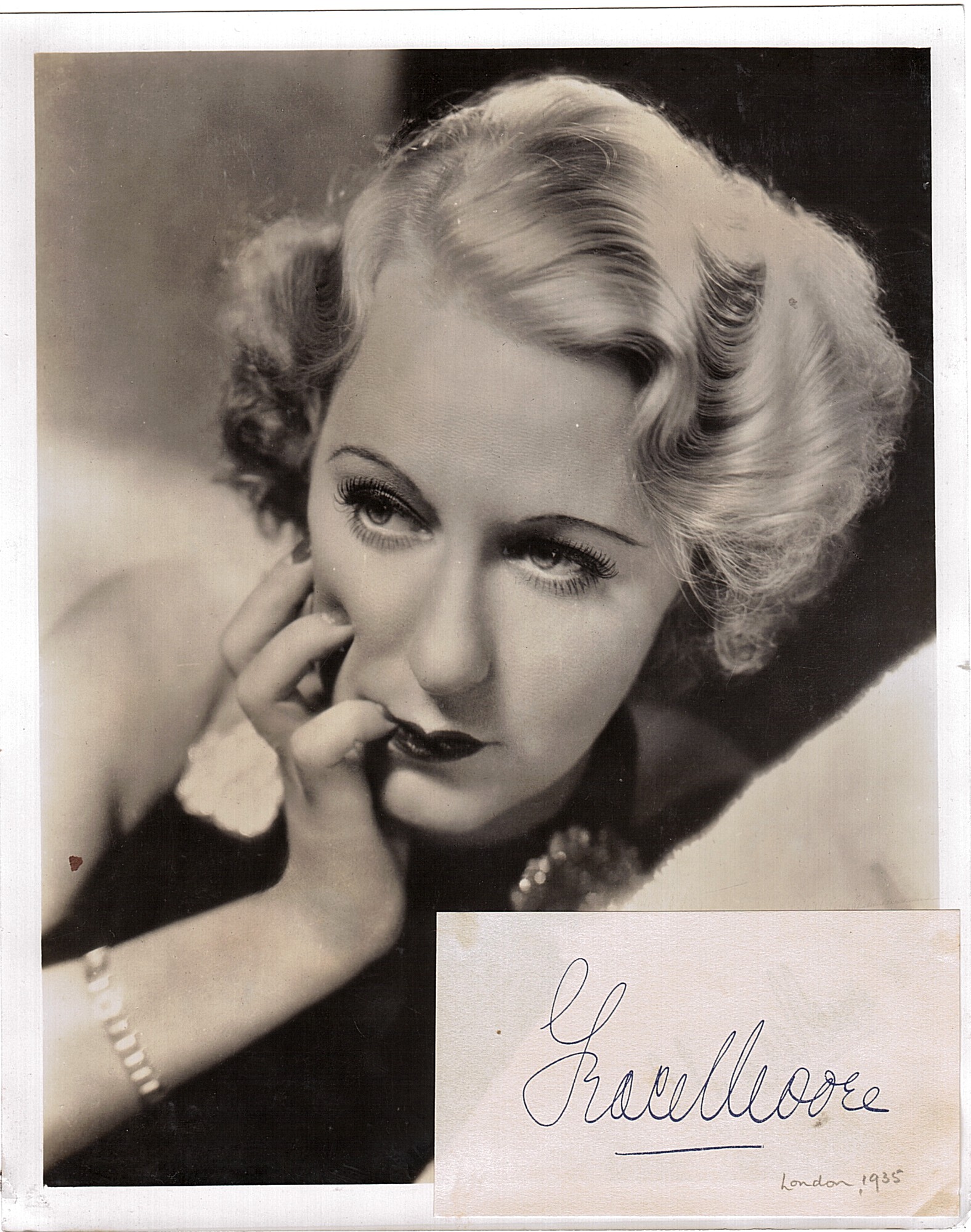 MOORE — Portrait photo, showing her head and shoulder, | Sophie Dupré Autographs