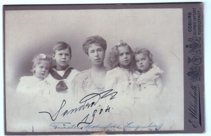 ALEXANDRA — Charming cabinet photograph, by E. Uhlenhuth of Coburg, | Sophie Dupré Autographs