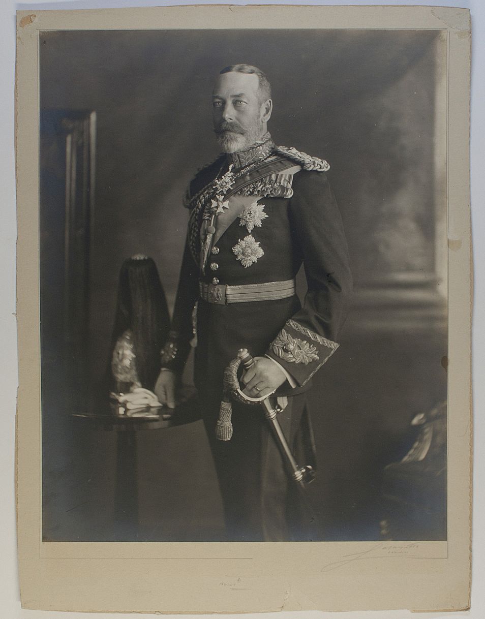 [GEORGE V — Superb unsigned portrait photograph by Lafayette of London, signed in pencil by the photographer, | Sophie Dupré Autographs
