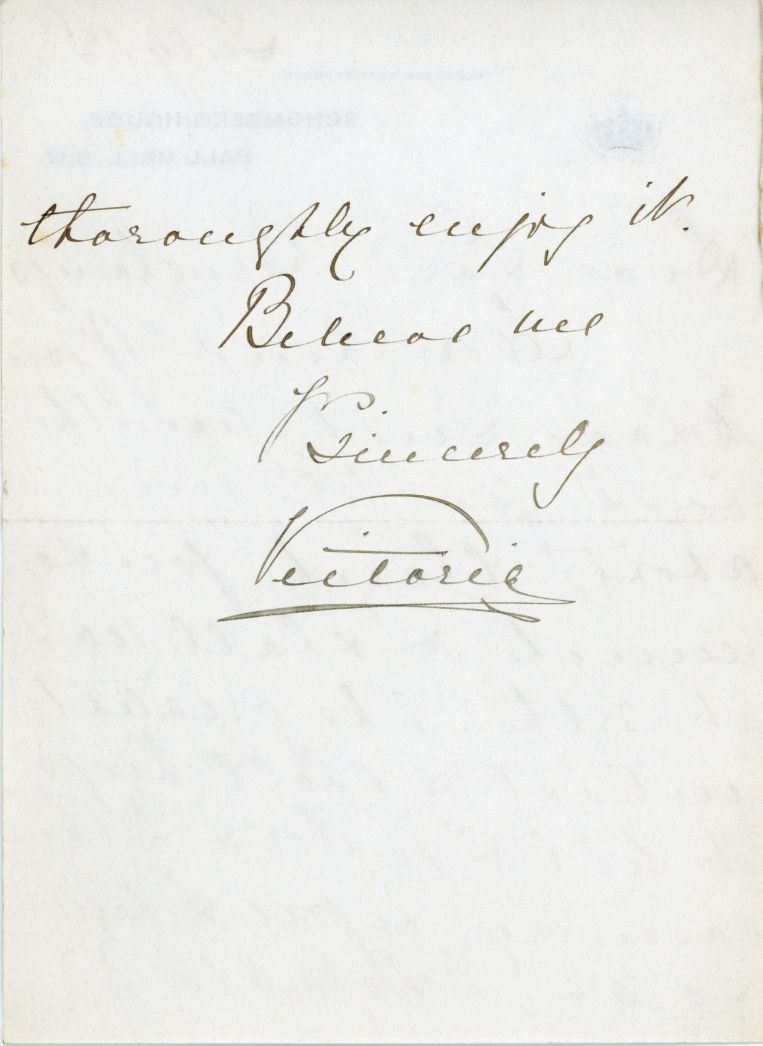 HELENA VICTORIA image 2