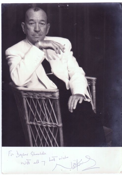 COWARD — Fine vintage photo by Islay Lyons in Siena, Italy, signed and inscribed | Sophie Dupré Autographs