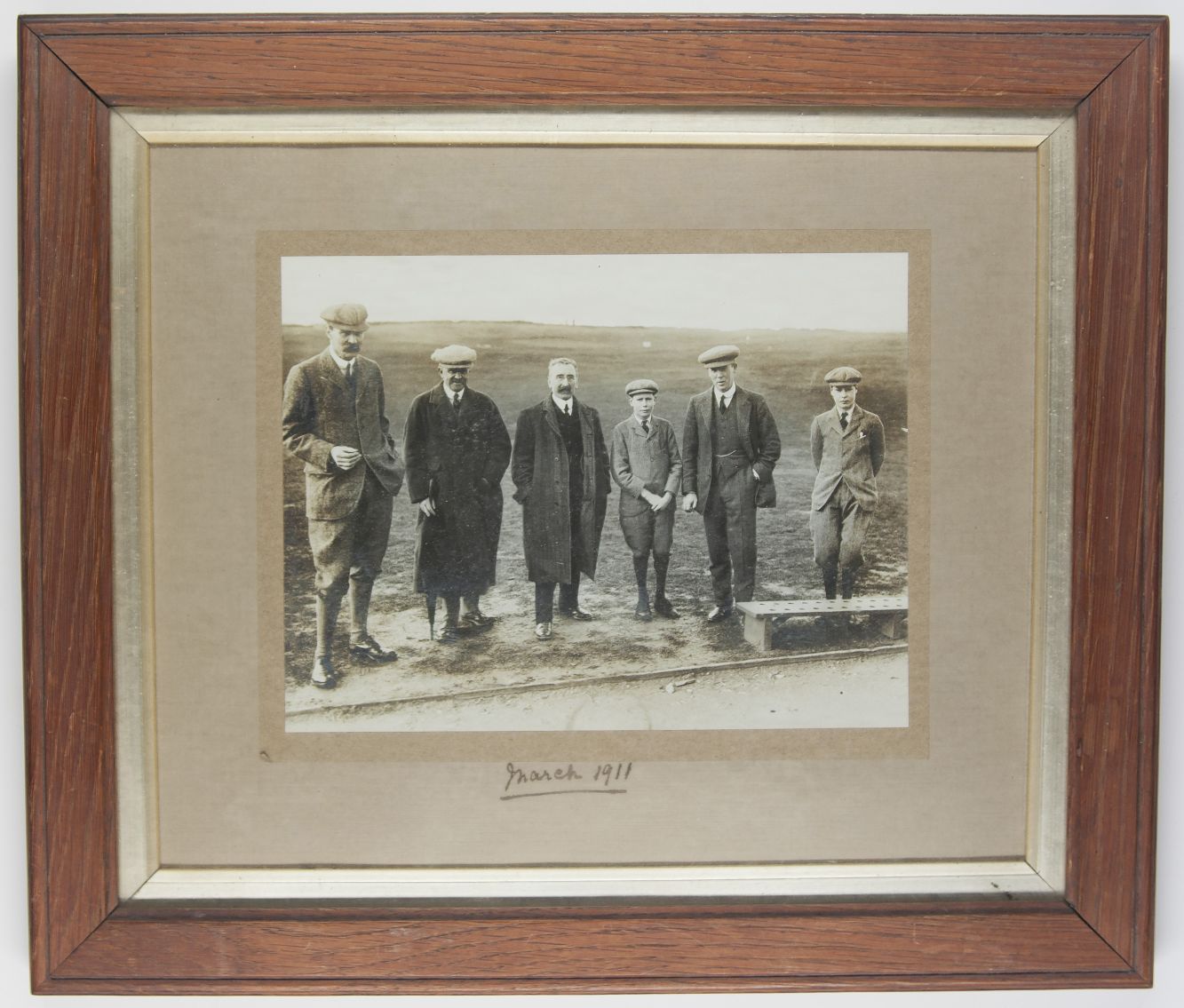 [EDWARD VIII — Unusual unsigned Group Portrait Photograph, by Topical Press Agency | Sophie Dupré Autographs