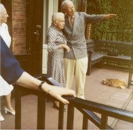 [GUSTAF VI ADOLF — Charming unsigned colour Photograph, | Sophie Dupré Autographs
