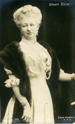 [AUGUSTA VICTORIA — Unsigned Portrait Postcard Photograph by the Neue Photographische Gesellschaft, | Sophie Dupré Autographs