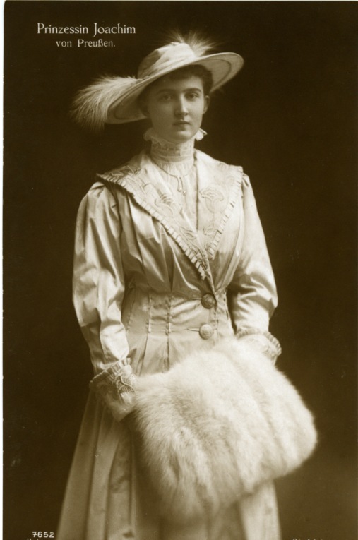 [MARIE AUGUSTE — Unsigned Portrait Postcard Photograph, by Julius Müller of Dessau, | Sophie Dupré Autographs