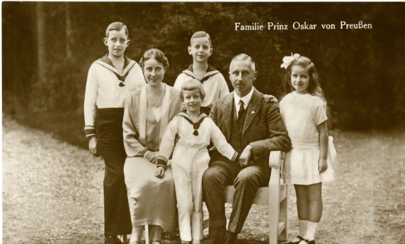 [OSKAR — Smiling Unsigned Portrait Postcard Photograph, by Frank of Potsdam, | Sophie Dupré Autographs