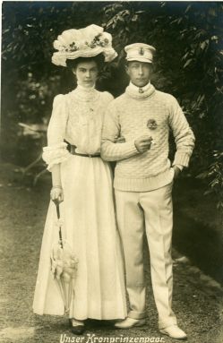 [WILHELM — Unsigned Portrait Postcard Photograph, by Ferdinand Urbahns of Kiel, | Sophie Dupré Autographs