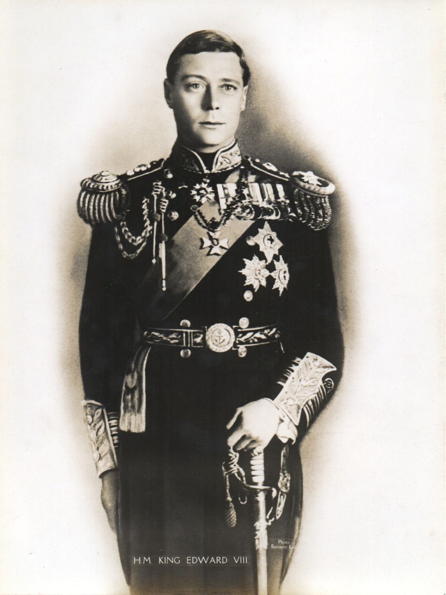 [EDWARD VIII — Fine and rare unsigned Portrait Photograph by Bassano, | Sophie Dupré Autographs