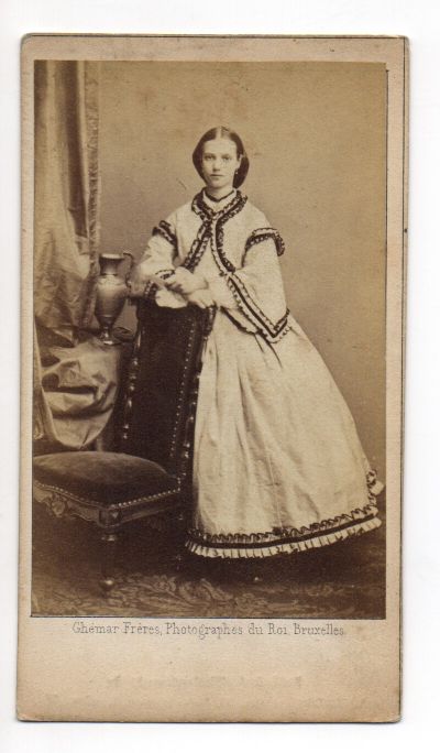 [MARIA FEODOROVNA — Fine Unsigned Carte-de-visite Portrait Photograph | Sophie Dupré Autographs