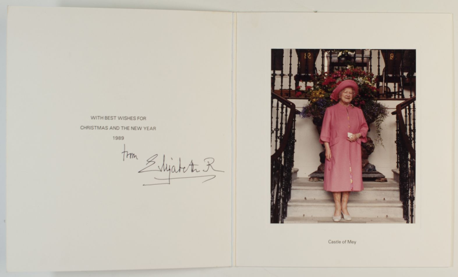 ELIZABETH — Fine Christmas Card signed | Sophie Dupré Autographs