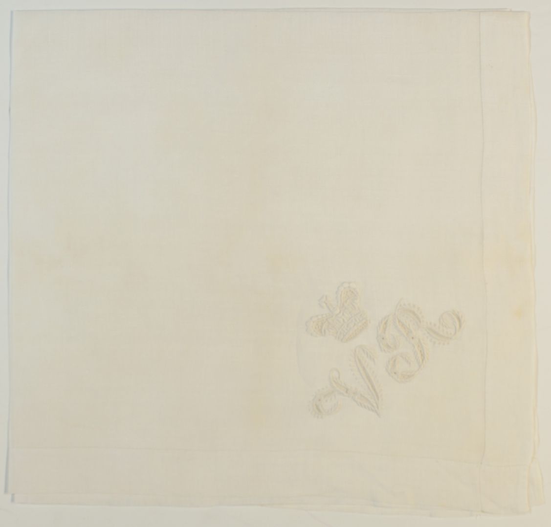 [VICTORIA — Fine Large Cotton Napkin | Sophie Dupré Autographs
