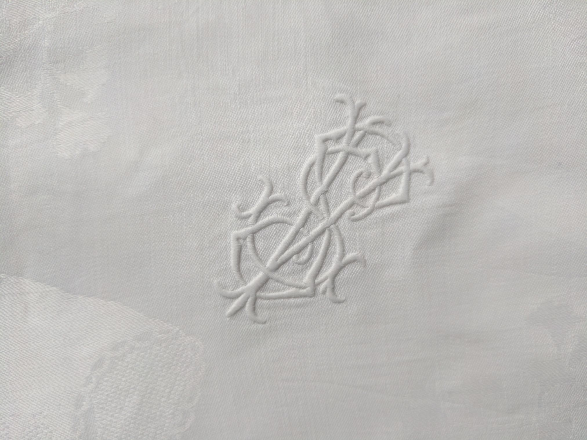 MONOGRAM 'VSS' — Set of 3 Thin White Cotton Towels or Runners | Sophie Dupré Autographs