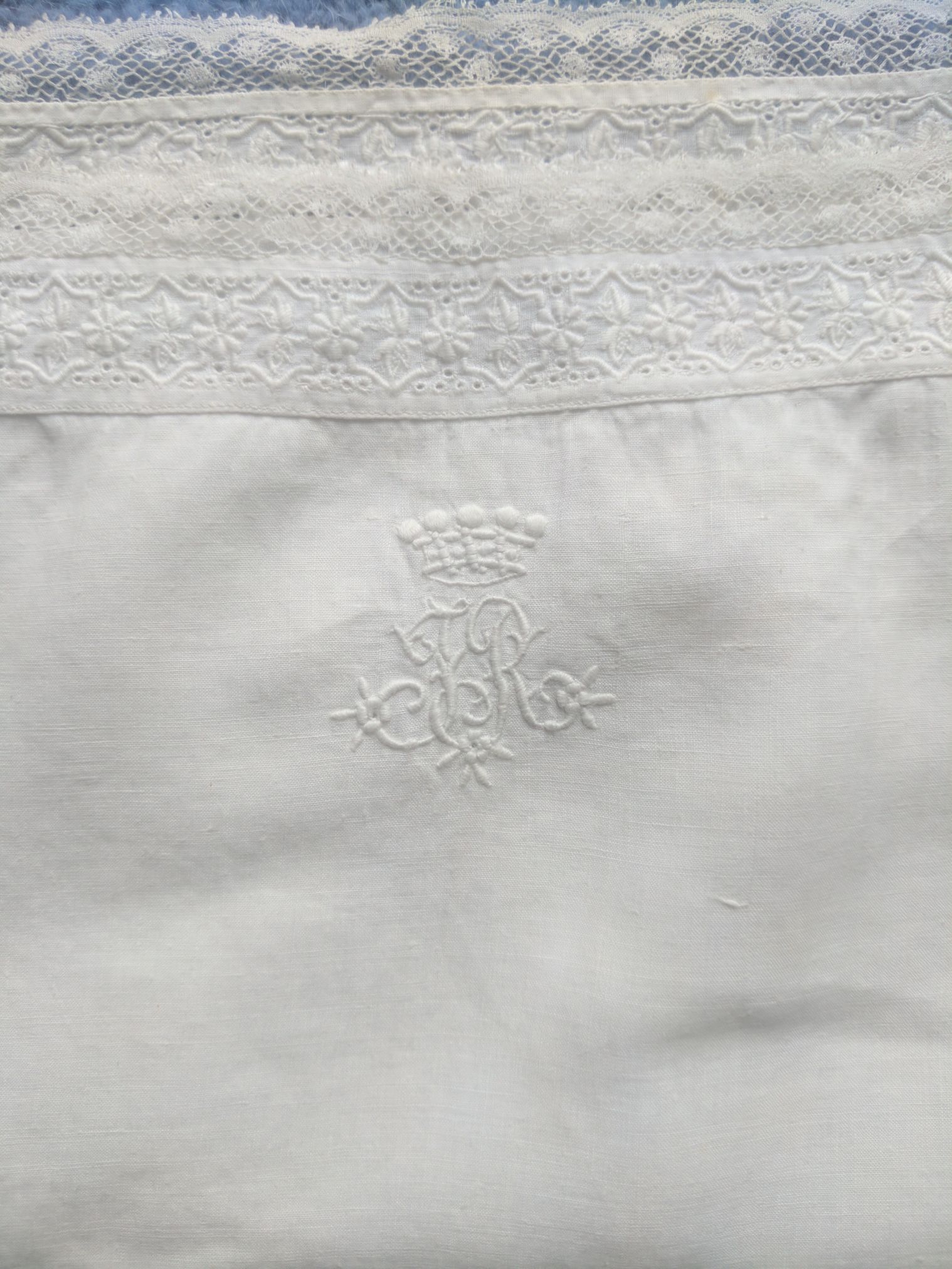 WHITE COTTON NIGHTDRESS — Tunic-style nightdress | Sophie Dupré Autographs