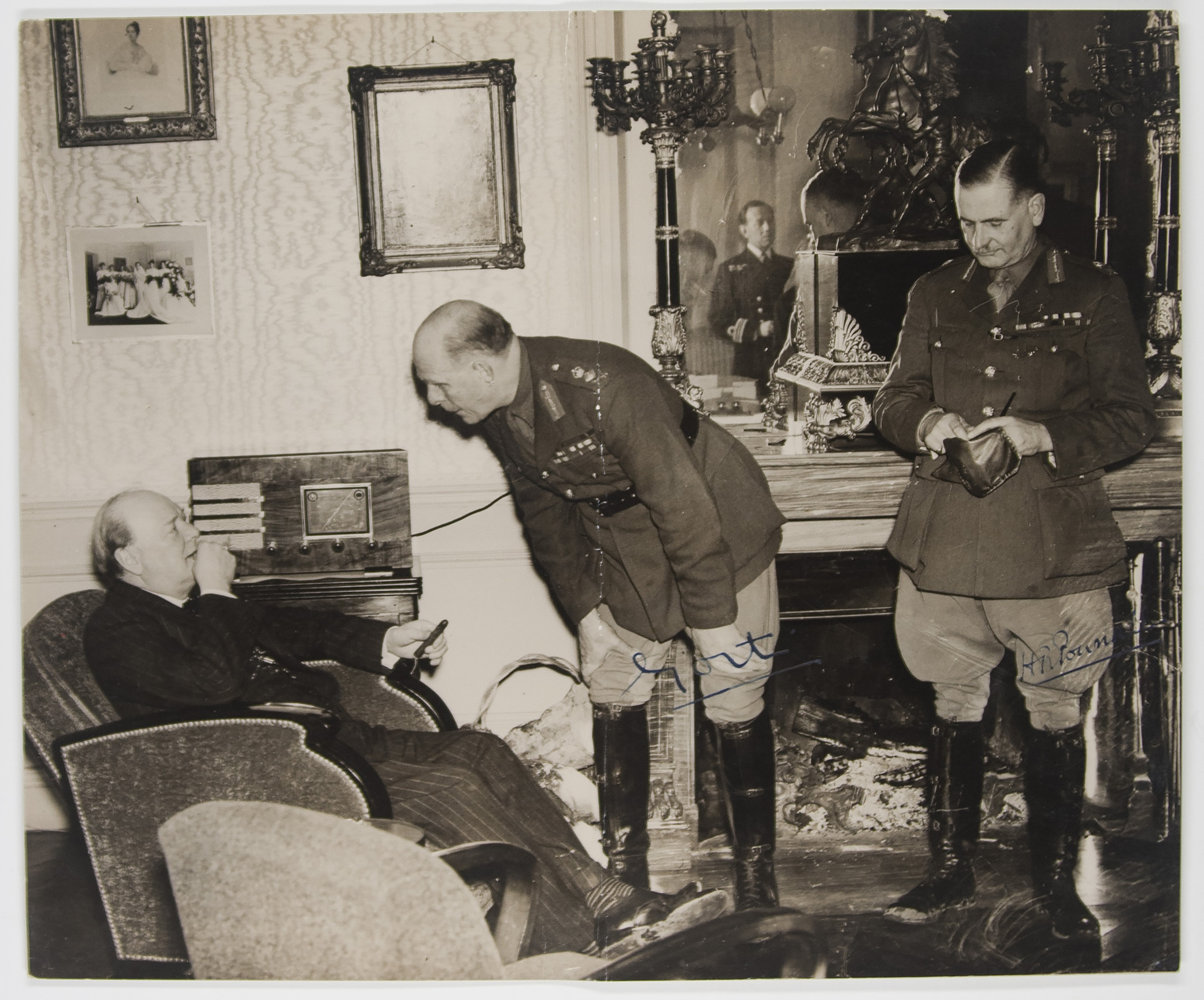 GORT — Very Fine Official War Photograph signed on the image by Gort and Pownall, | Sophie Dupré Autographs