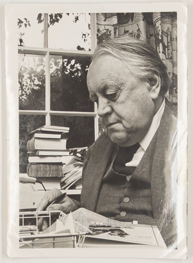 WOODRUFF — Fine Signed Portrait Photograph, | Sophie Dupré Autographs