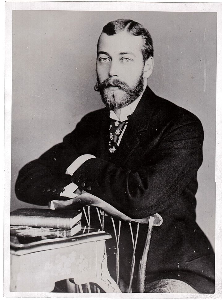 [GEORGE V — Fine Unsigned Print of his Portrait Photograph, | Sophie Dupré Autographs