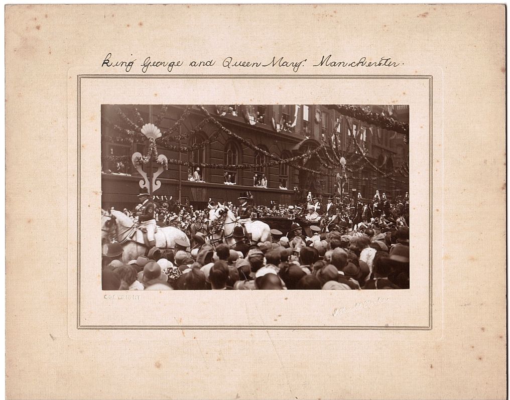 [GEORGE V — Unsigned Photograph of their Visit to Manchester | Sophie Dupré Autographs